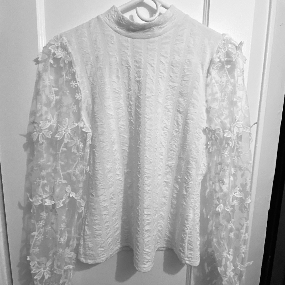 Alice Blue Lace Sleeve Blouse - White